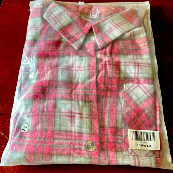New in package, hot pink flannel, medium - Picture 2 of 2